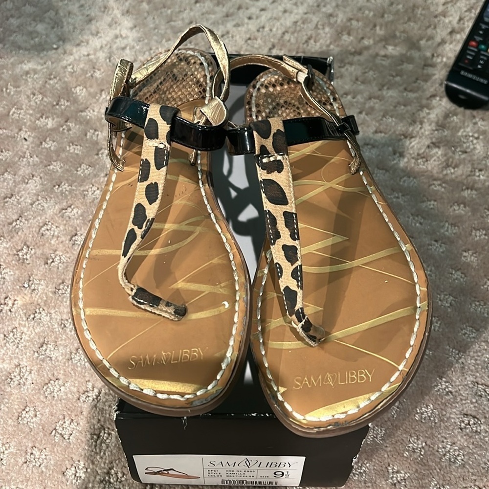 Sam & Libby "Kamilla" Flat Thong Sandals